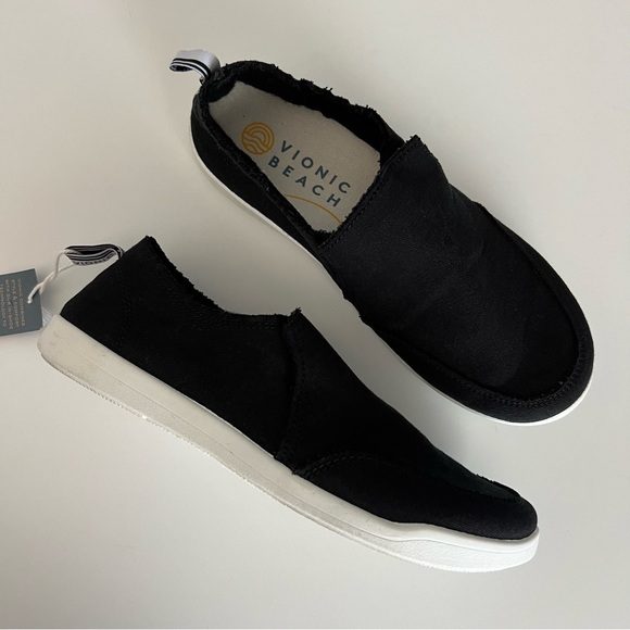 Vionic Beach womens size 6 Malibu canvas slip on shoes black new - Picture 3 of 9